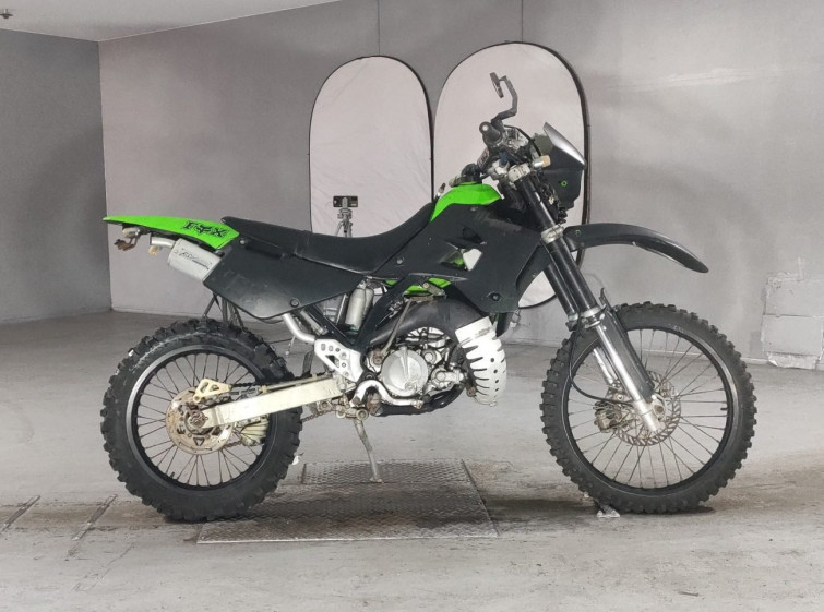 Мотоцикл Kawasaki KDX220SR с пробегом 27432 km