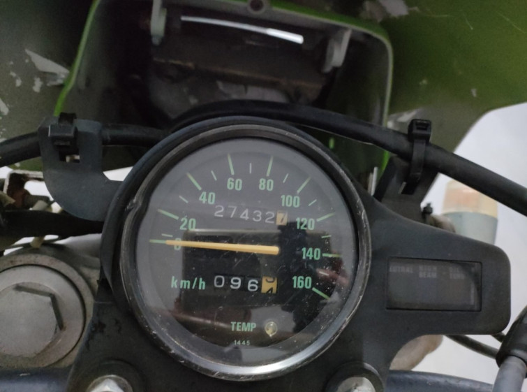 Мотоцикл Kawasaki KDX220SR с пробегом 27432 km