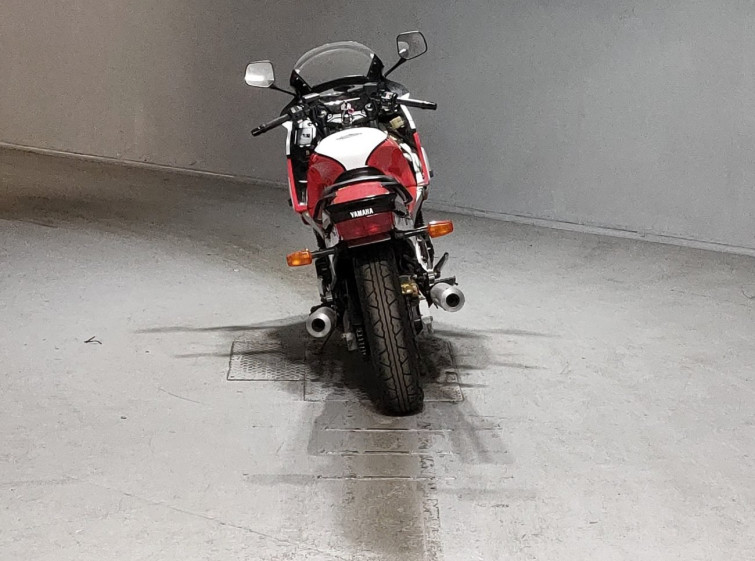 Мотоцикл Yamaha FJ1200 с пробегом 17038 m