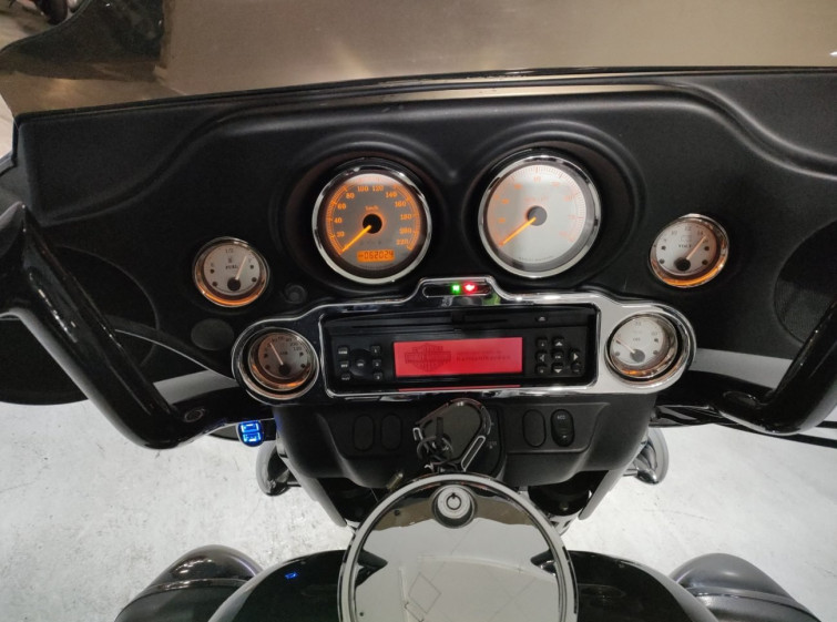 Мотоцикл HD SREET GLIDE FLHX1580 с пробегом 62024 km