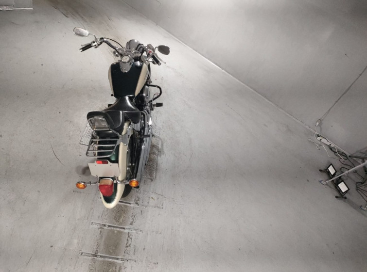 Мотоцикл Yamaha DRAGSTAR XVS400 CLASSIC с пробегом 29936 km