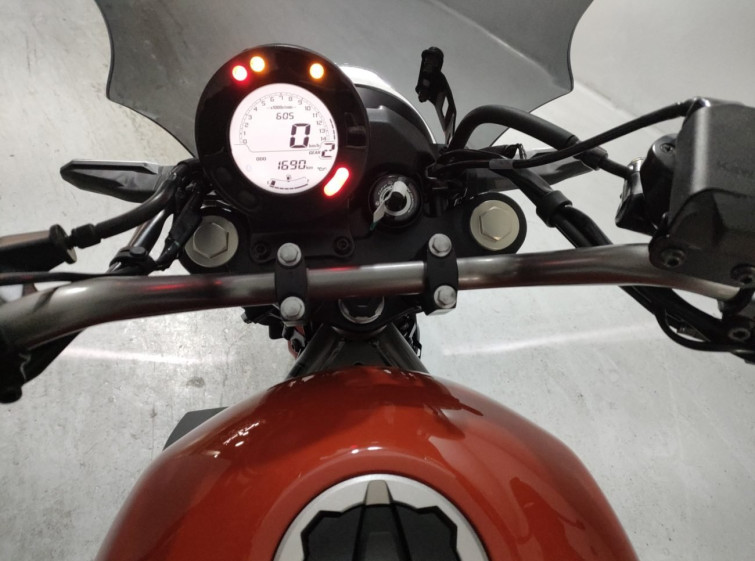 Мотоцикл Kawasaki ELIMINATOR 400 з пробігом 1690 km