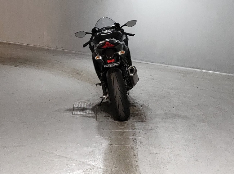 Мотоцикл Kawasaki ZX-10RR с пробегом 24896 km