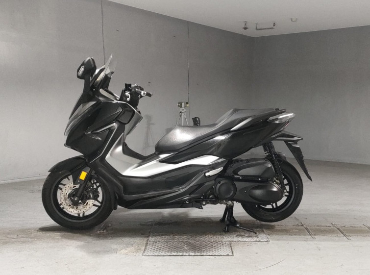 Мотоцикл Honda FORZA с пробегом 29937 km