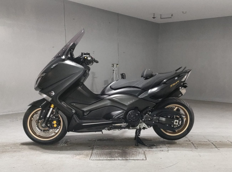 Мотоцикл Yamaha T-MAX530 с пробегом 915 km