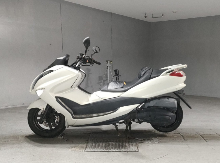 Мотоцикл Yamaha MAJESTY 250 с пробегом 49254 km