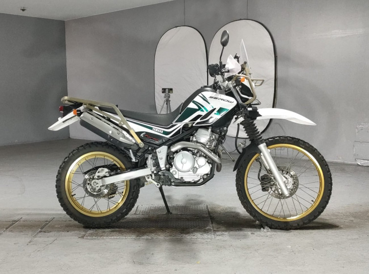 Мотоцикл Yamaha SEROW XT250 с пробегом 16524 km