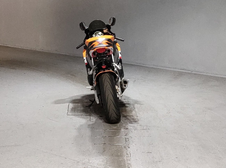 Мотоцикл Honda CBR1000RR з пробігом 9888 km