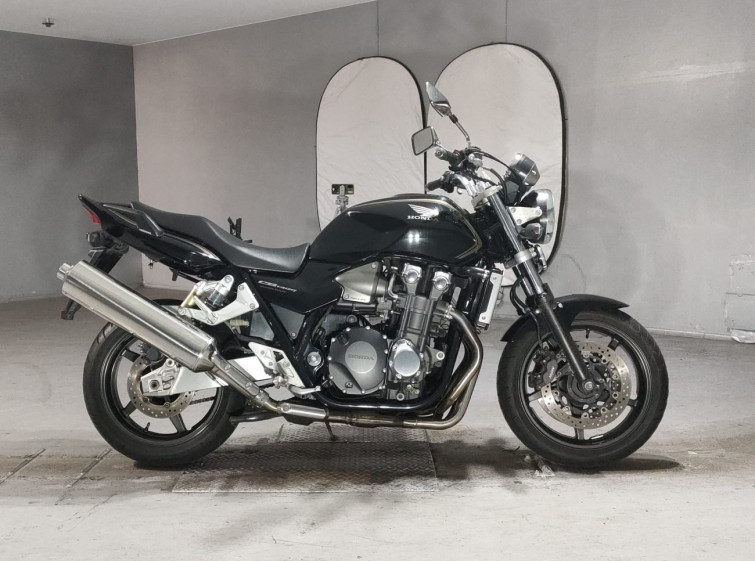 Мотоцикл Honda CB1300SF с пробегом 23525 km