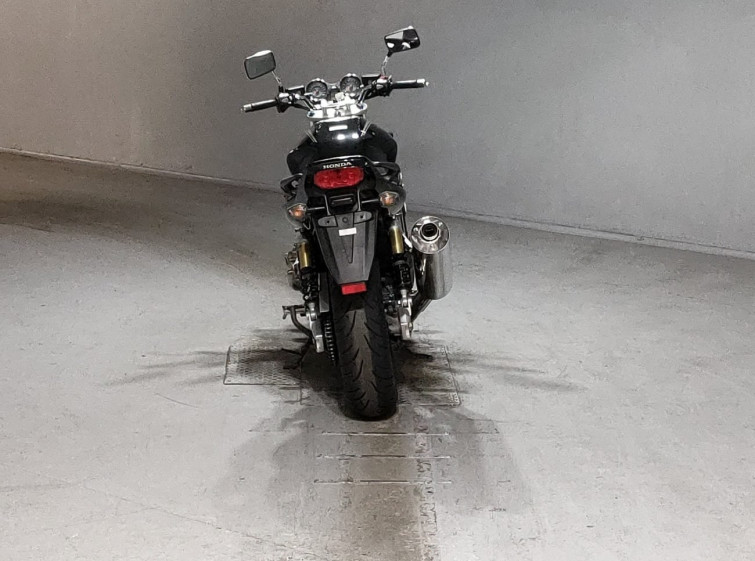 Мотоцикл Honda CB1300SF с пробегом 23525 km