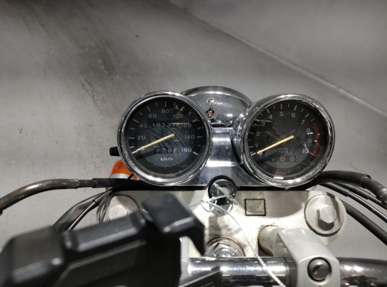 Мотоцикл Honda VRX400 с пробегом 18337 km