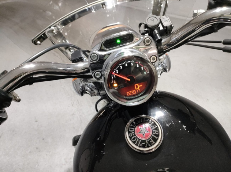 Мотоцикл HD SPORTSTER CUSTOM XL1200C с пробегом 23917 km