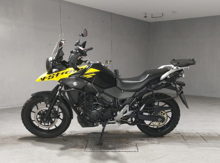 Мотоцикл Suzuki V-STROM DL250 с пробегом 67045 km