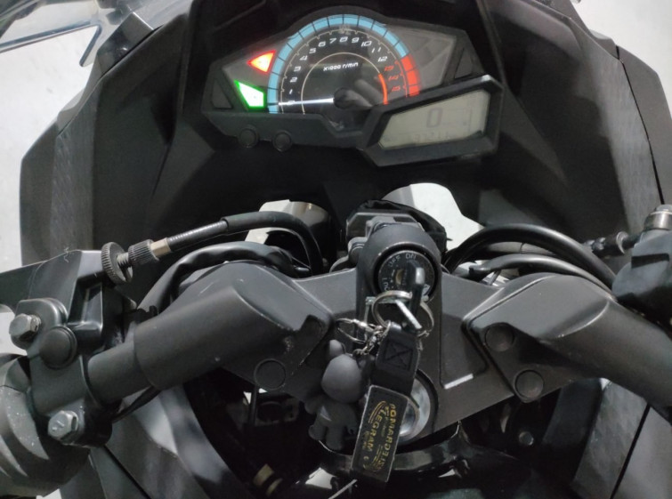 Мотоцикл Kawasaki NINJA250 з пробігом 37211 km