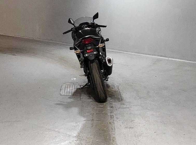 Мотоцикл Kawasaki NINJA250 з пробігом 37211 km