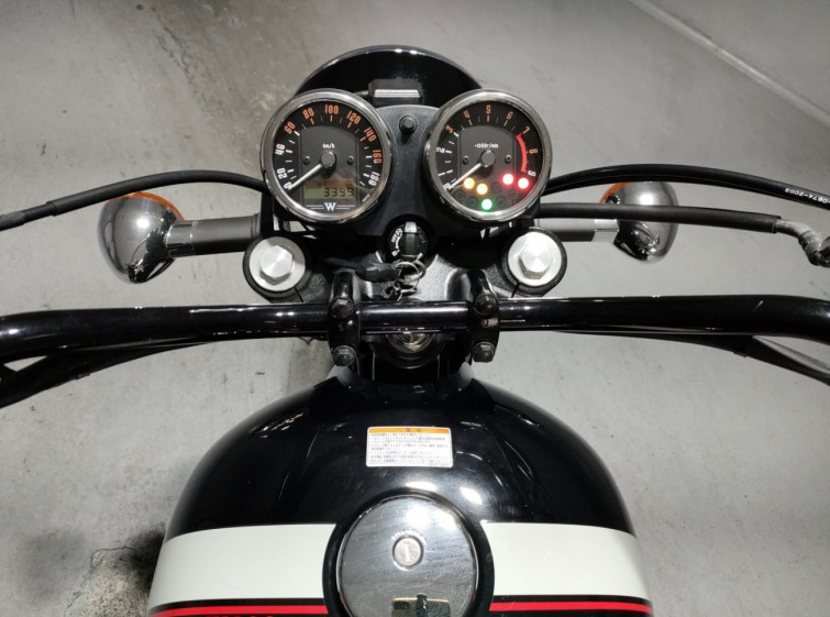 Мотоцикл Kawasaki W800 с пробегом 3399 km