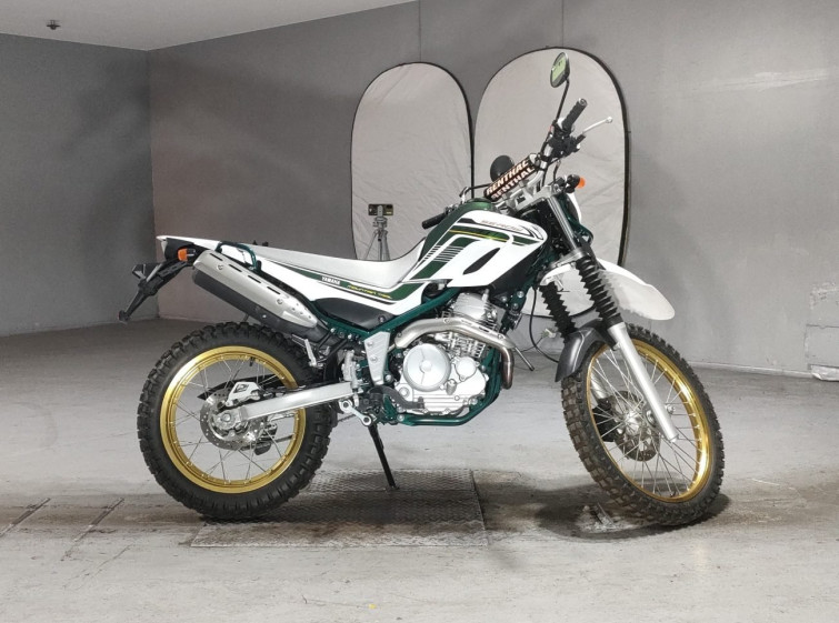 Мотоцикл Yamaha SEROW XT250 с пробегом 9998 km