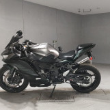 Мотоцикл Kawasaki ninja zx-4r se с пробегом 6874 km