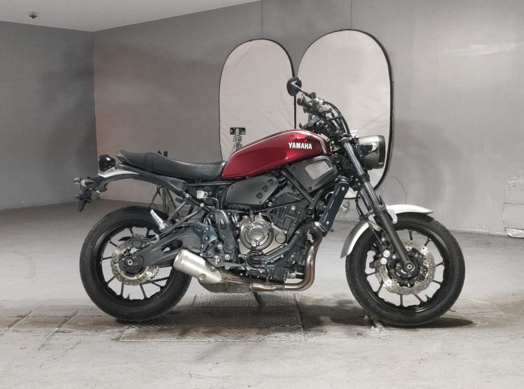 Мотоцикл Yamaha XSR700 с пробегом 4817 km