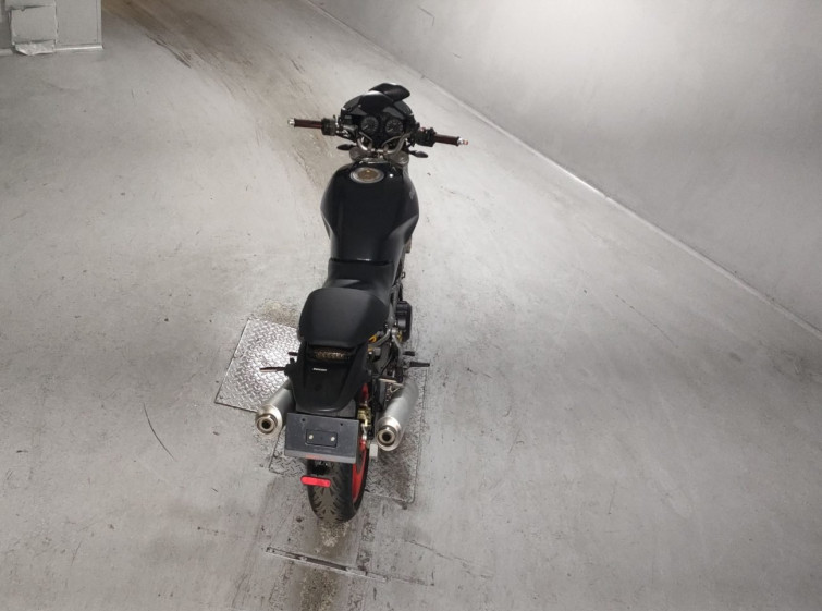 Мотоцикл Ducati MONSTER 400 з пробігом 31581 km