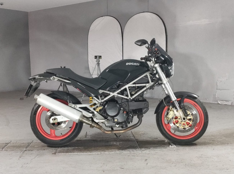 Мотоцикл Ducati MONSTER 400 з пробігом 31581 km