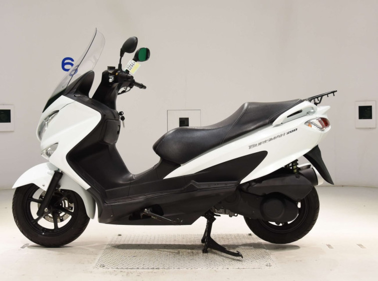 Мотоцикл Suzuki BURGMAN200 с пробегом 16311 km