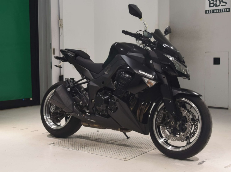 Мотоцикл Kawasaki Z1000 с пробегом 43486 km