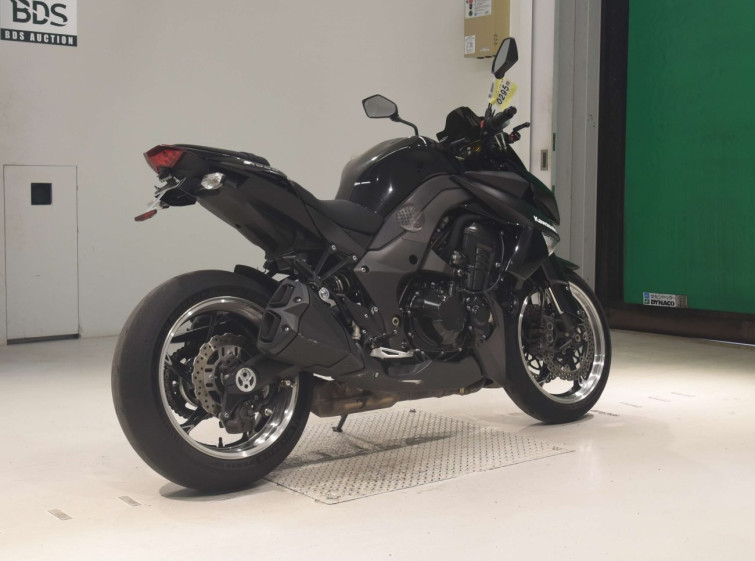 Мотоцикл Kawasaki Z1000 с пробегом 43486 km