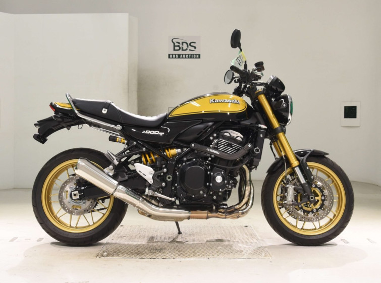 Мотоцикл Kawasaki Z900RS SE с пробегом 696 km