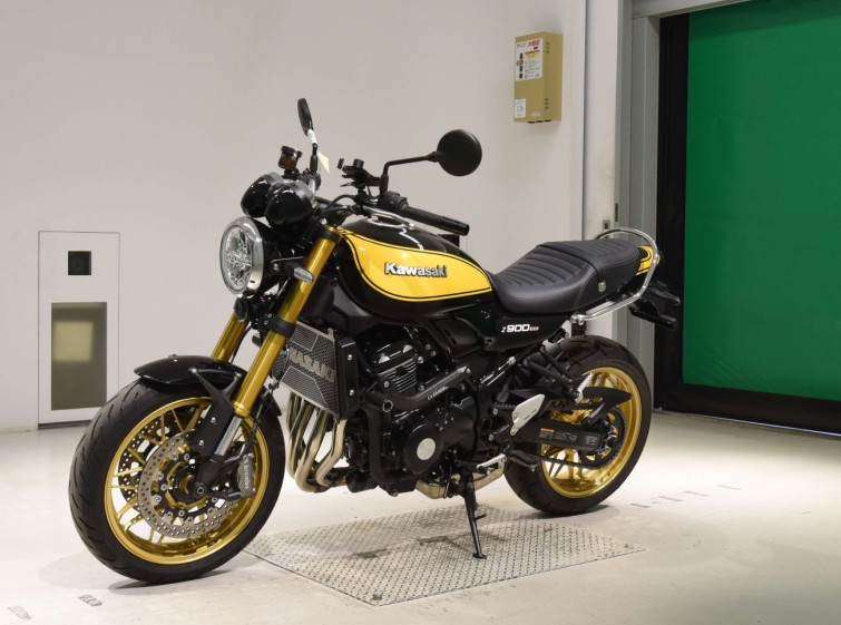 Мотоцикл Kawasaki Z900RS SE с пробегом 696 km