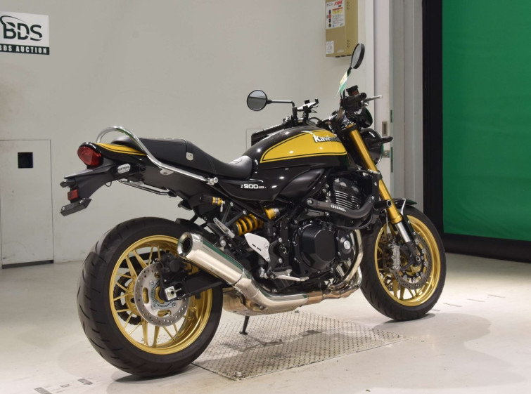Мотоцикл Kawasaki Z900RS SE с пробегом 696 km