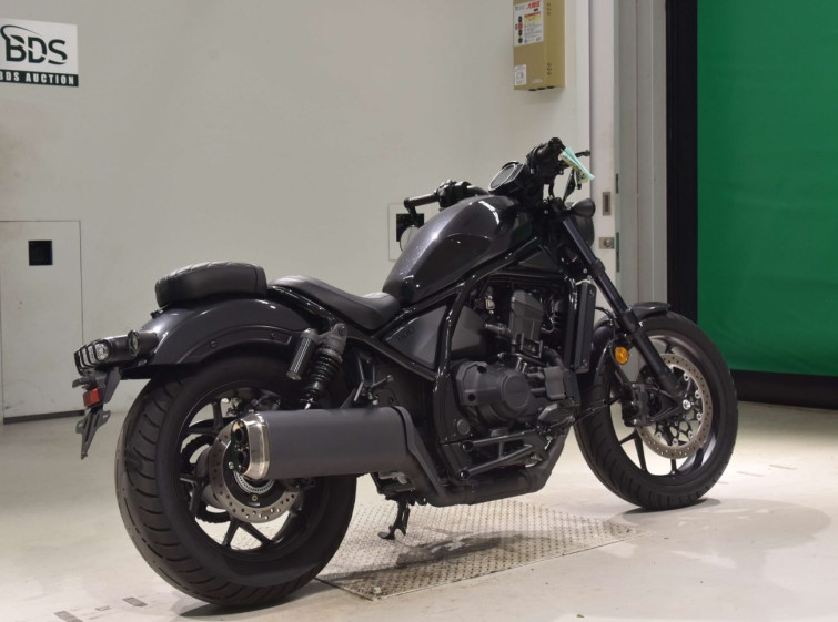 Мотоцикл Honda REBEL CMX1100DCT з пробігом 2877 km