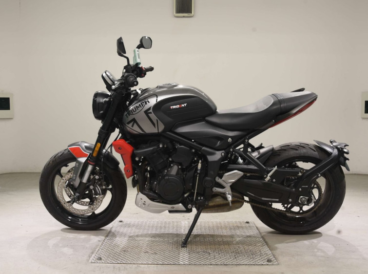 Мотоцикл Triumph TRIDENT660 з пробігом 1554 km