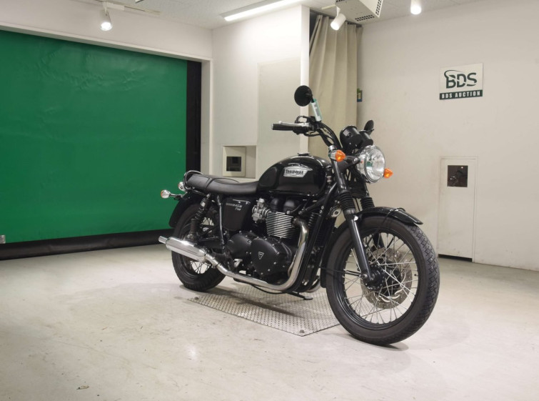 Мотоцикл Triumph BONNEVILLE T100 з пробігом 27257 km