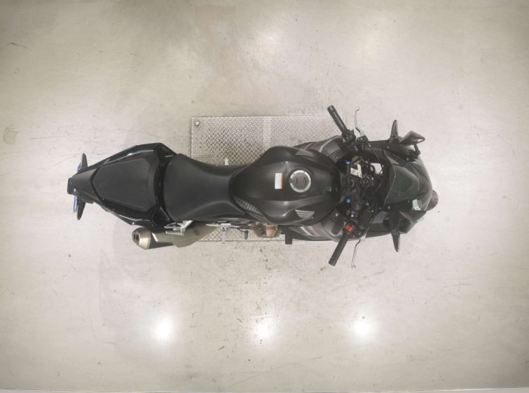 Мотоцикл Honda CBR400R с пробегом 24824 km