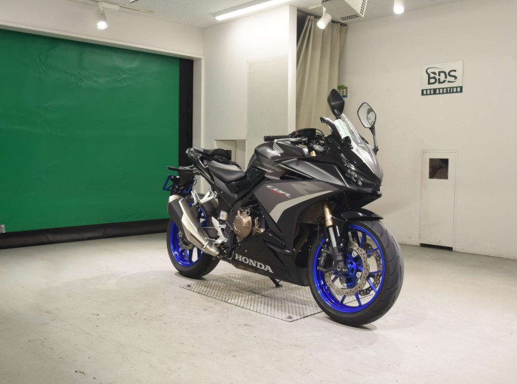 Мотоцикл Honda CBR400R с пробегом 24824 km