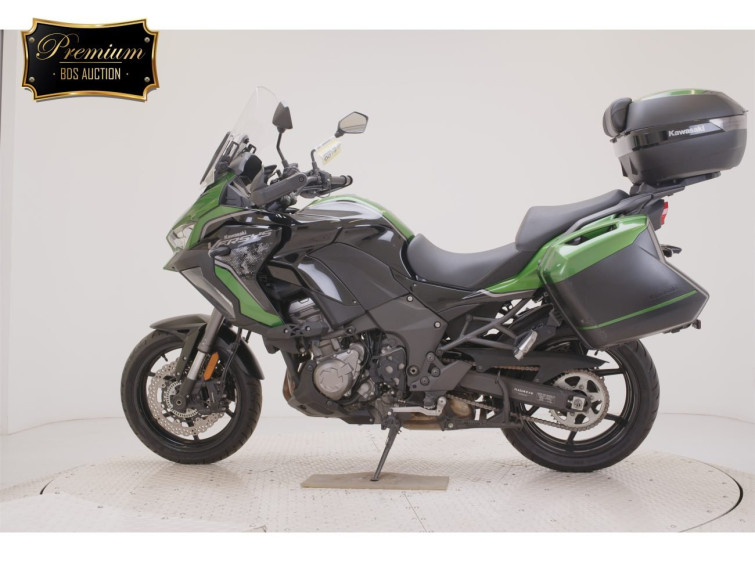 Мотоцикл Kawasaki VERSYS1000SE с пробегом 8999 km