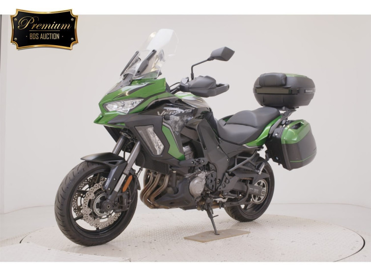 Мотоцикл Kawasaki VERSYS1000SE с пробегом 8999 km