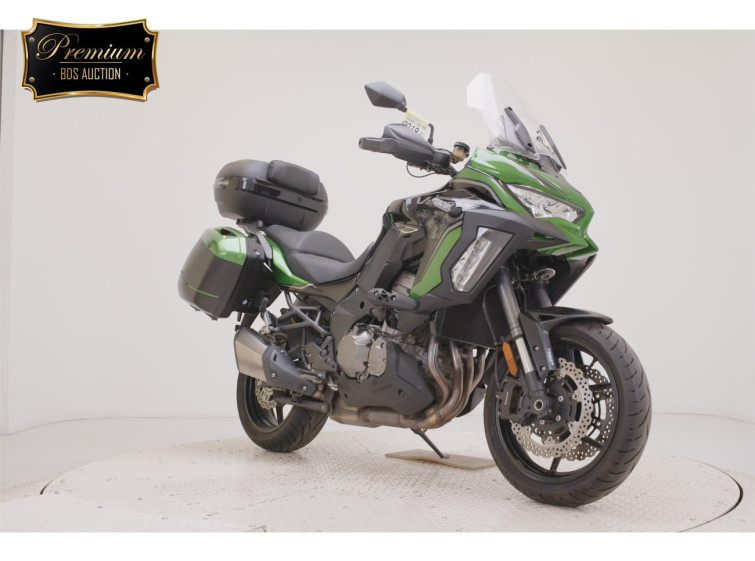 Мотоцикл Kawasaki VERSYS1000SE с пробегом 8999 km