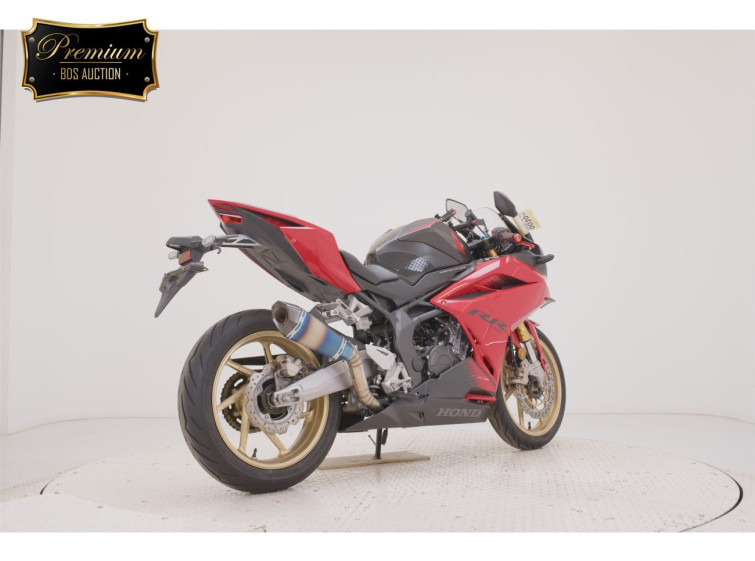 Мотоцикл Honda CBR250RR с пробегом 12065 km