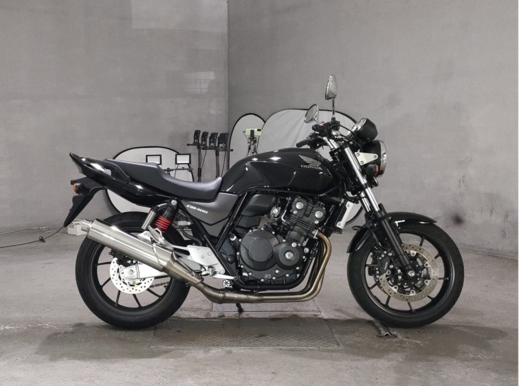 Мотоцикл Honda CB400SFV с пробегом 2451 km