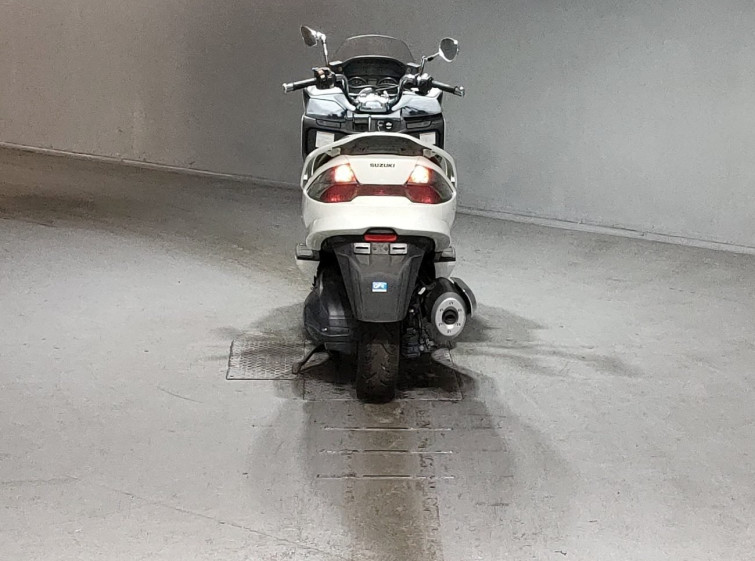 Мотоцикл Suzuki SKYWAVE 250M с пробегом 1852 km