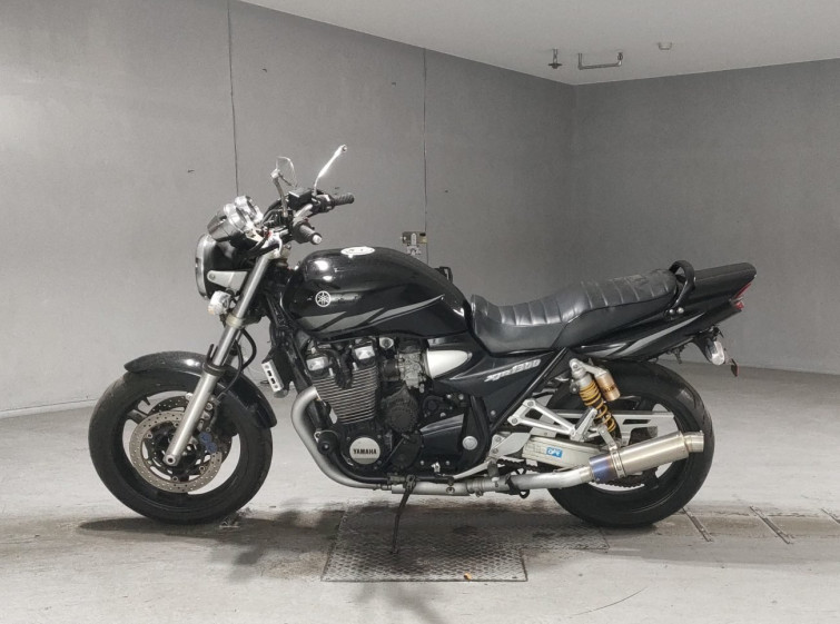Мотоцикл Yamaha XJR1300 с пробегом 27652 km
