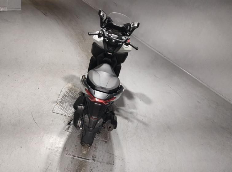 Мотоцикл Honda FORZA с пробегом 32640 km