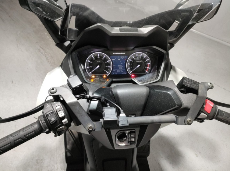 Мотоцикл Honda FORZA с пробегом 32640 km