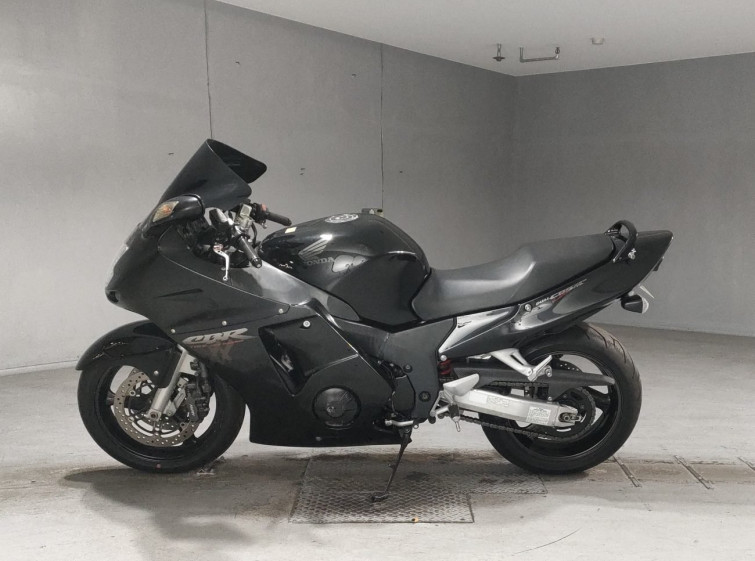 Мотоцикл Honda CBR1100XX BLACKBIRD с пробегом 24942 km