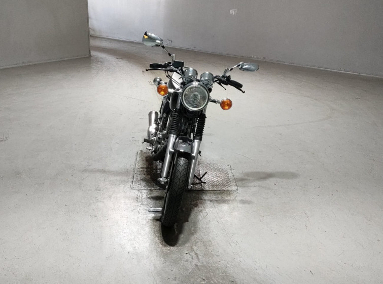 Мотоцикл Yamaha SR400 с пробегом 13022 km