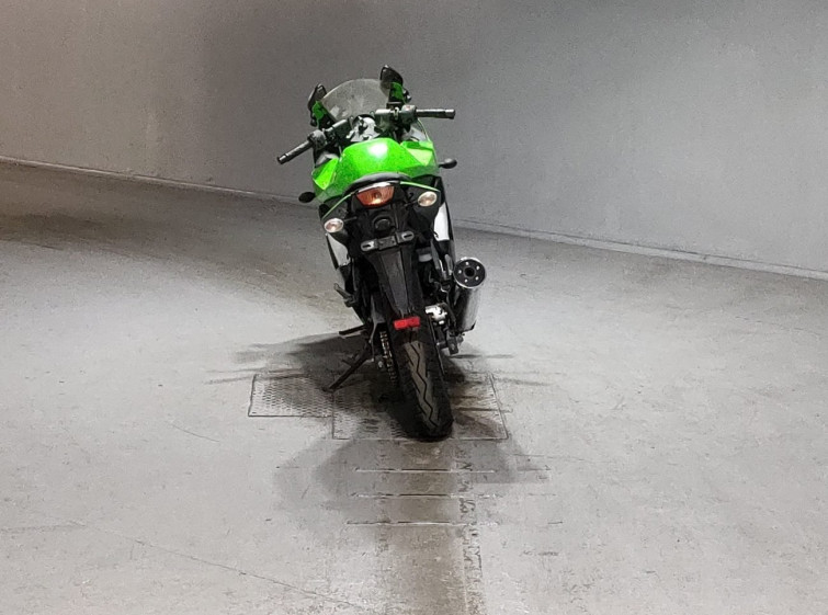 Мотоцикл Kawasaki NINJA250R с пробегом 33940 km