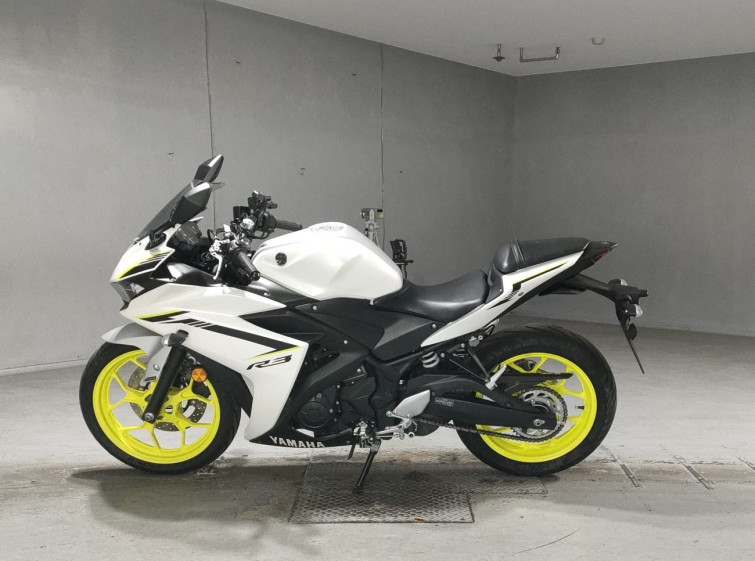 Мотоцикл Yamaha YZF-R3 з пробігом 4375 km