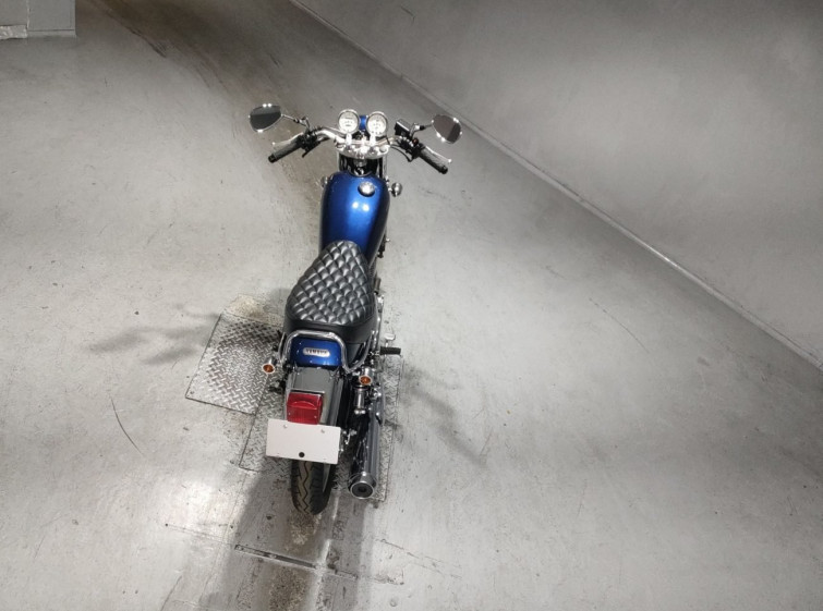 Мотоцикл Yamaha SR400 с пробегом 2958 km